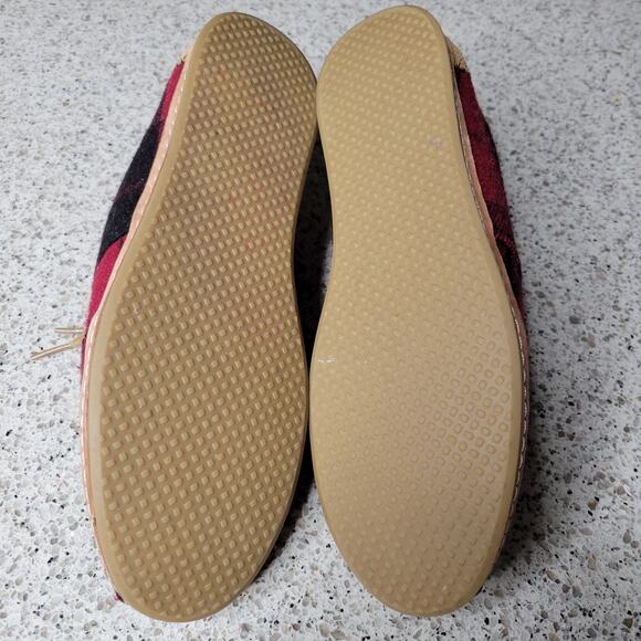 TOMS Buffalo Check Plaid Wool Chukka Ankle Boots LaceUp Red Black Womens✨️8.5 - Picture 10 of 12